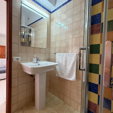 Apartment Bajo Junto Al Mar En El *