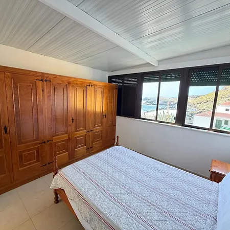 Apartment Bajo Junto Al Mar En El *